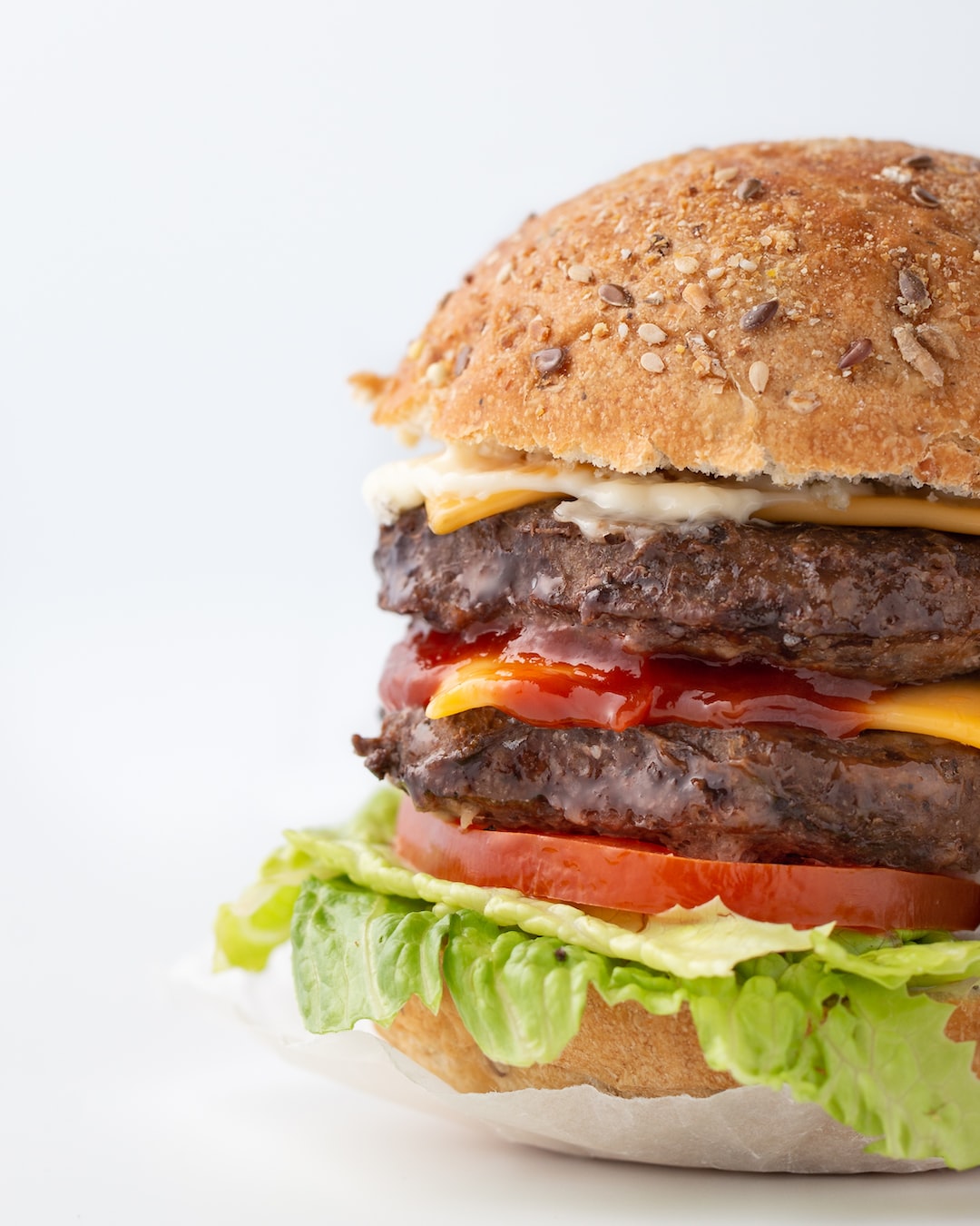 shallow focus photo of hamburger
